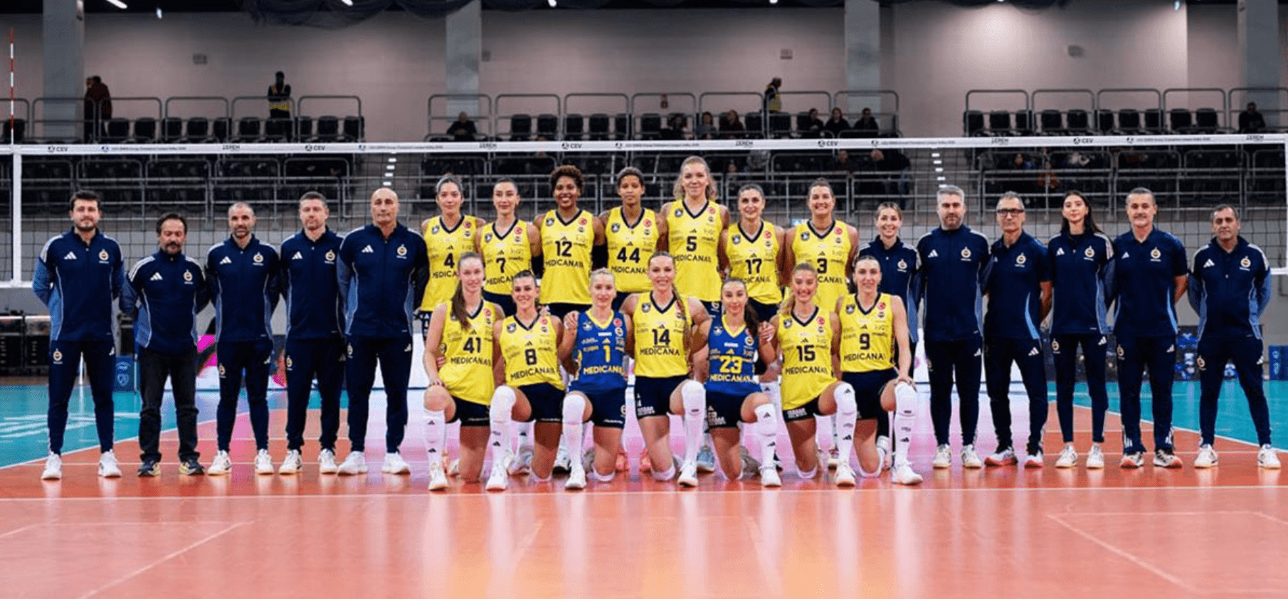 Fenerbahçe Medicana, Łódź Deplasmanında Set Vermedi