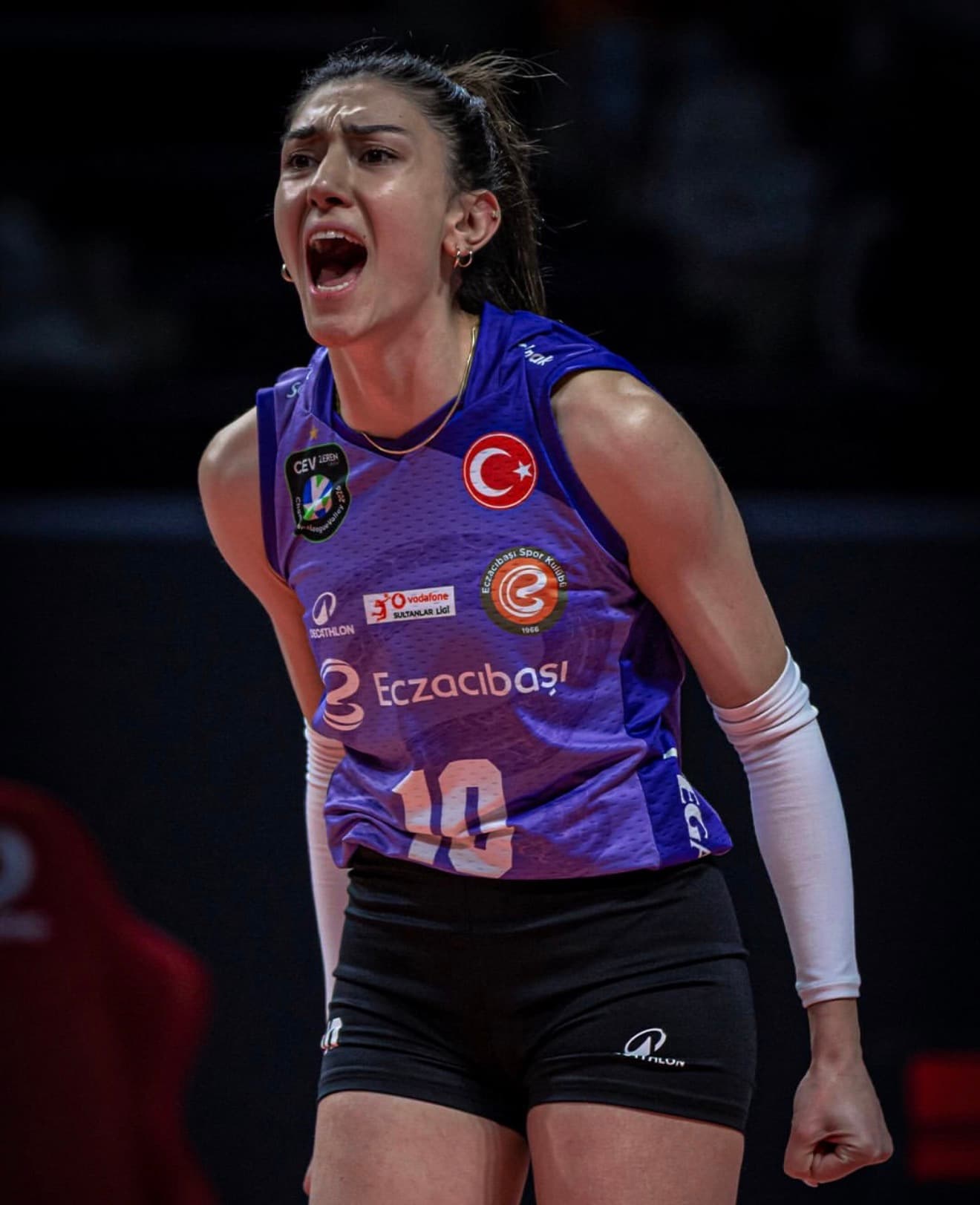 Yaprak Erkek: “İki Türk Takımı Olarak Final Oynamayı Çok İstiyoruz”