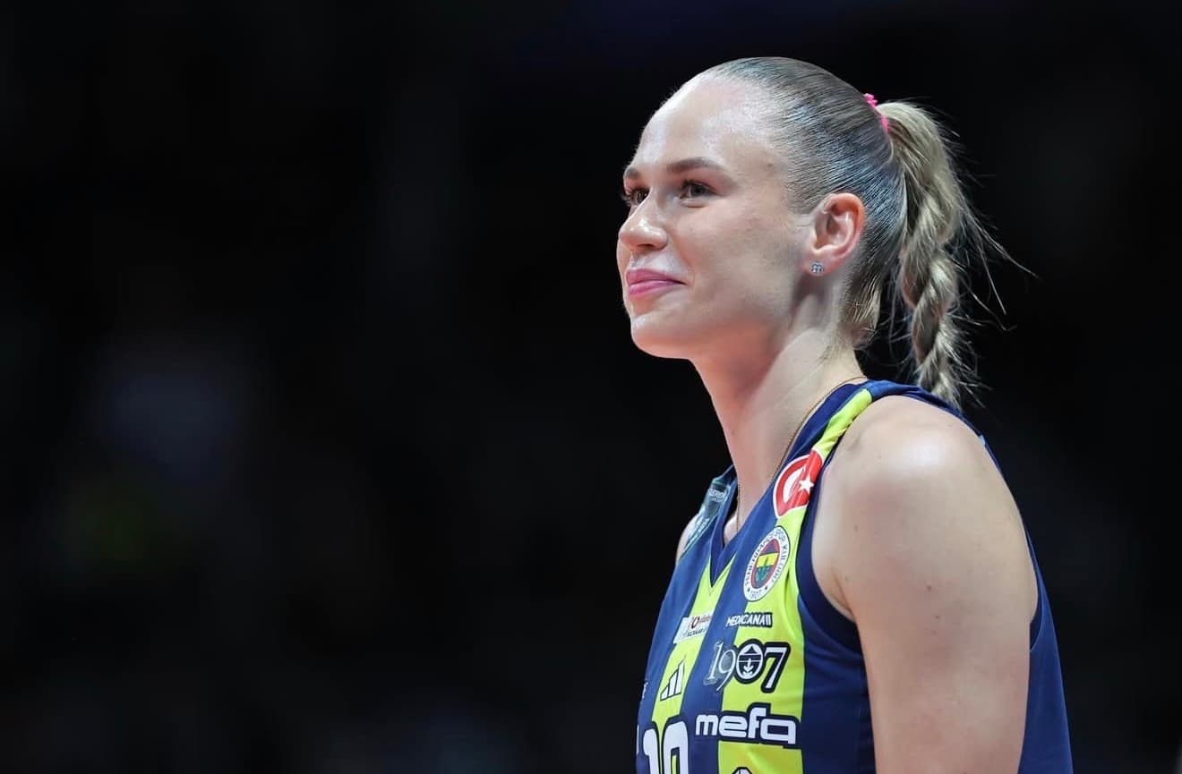 Fenerbahçe Set Vermeden Kazandı