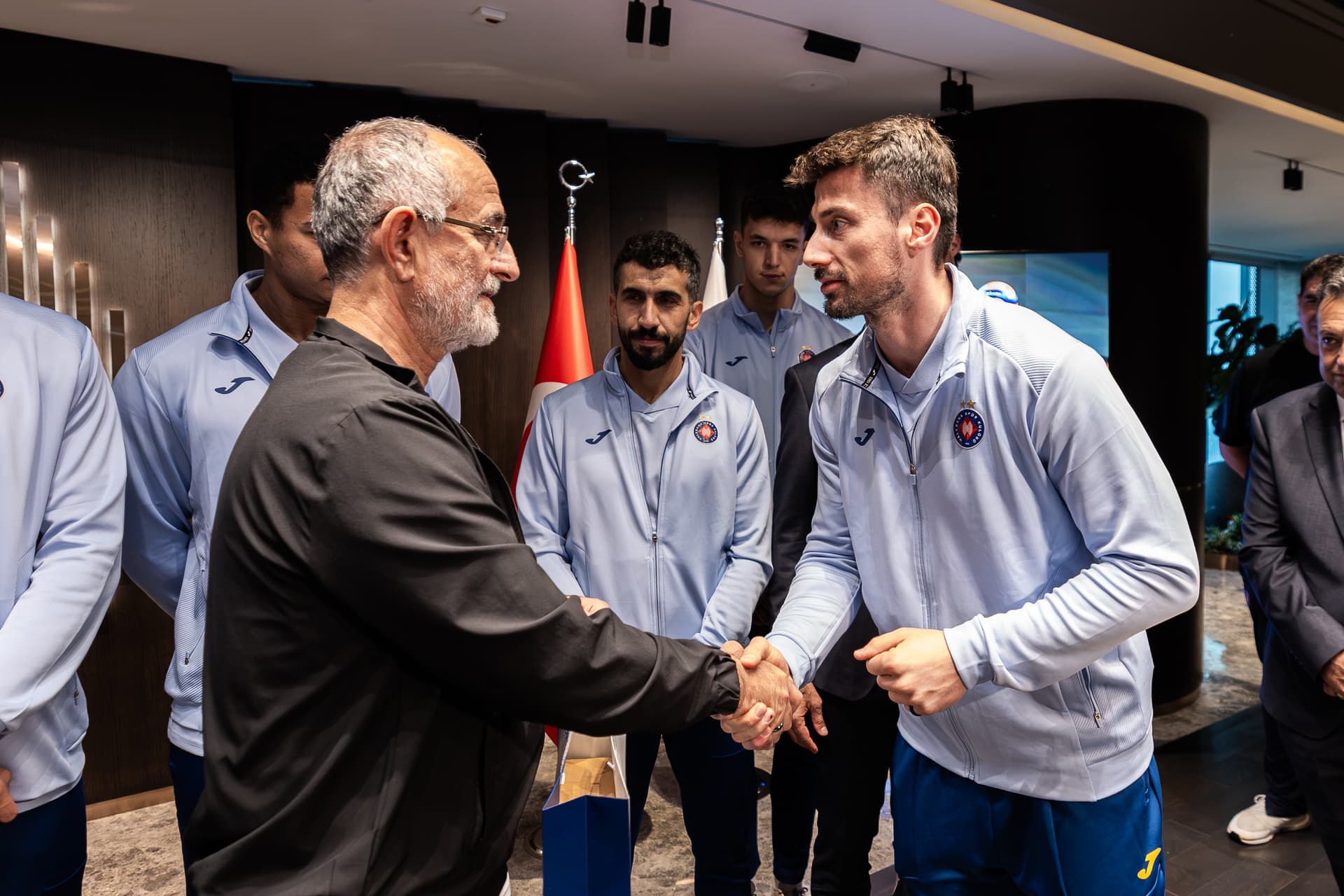 Halkbank’ın Efeleri, Başkan Özdil ile Yeni Sezon Öncesi Buluştu