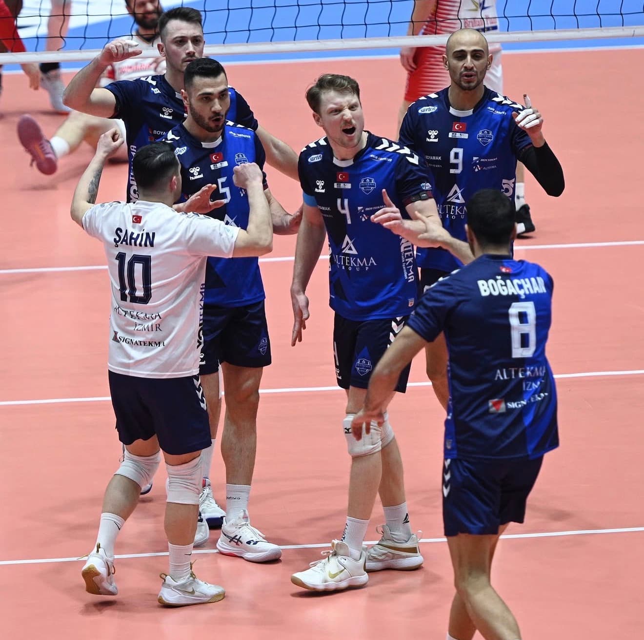 Altekma Tarihi Maçta Altın Setle Yarı Finale Yükseldi