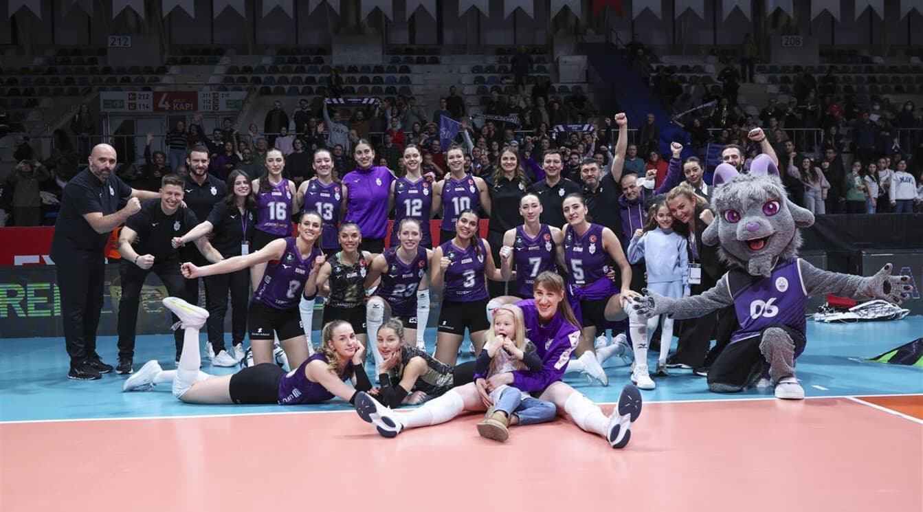 Zeren Spor, Dresdner SC’yi Set Vermeden Geçti