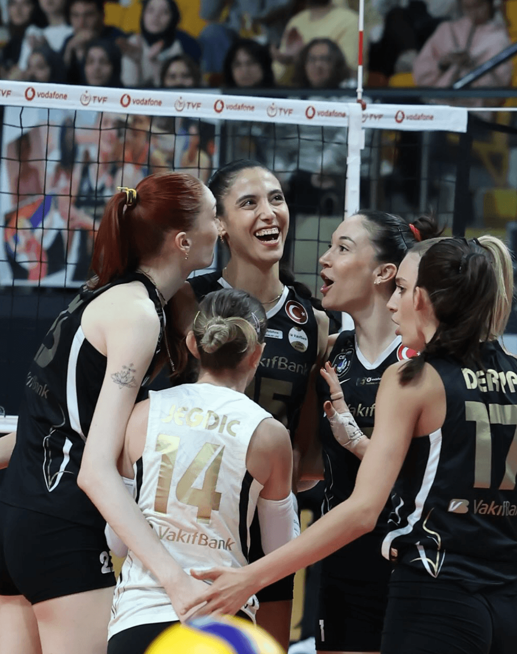VakıfBank, Aras Kargo’yu Set Vermeden Geçti