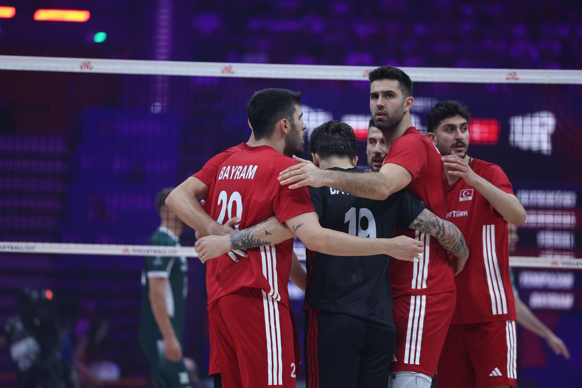 Filenin Efeleri, Polonya'ya 3-2 Mağlup Oldu