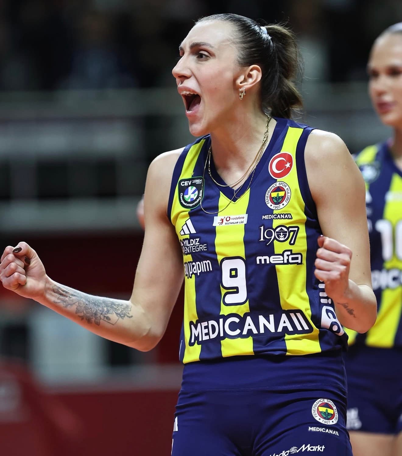 Aslı Kalaç Fenerbahçe Medicana’ya Veda Etti