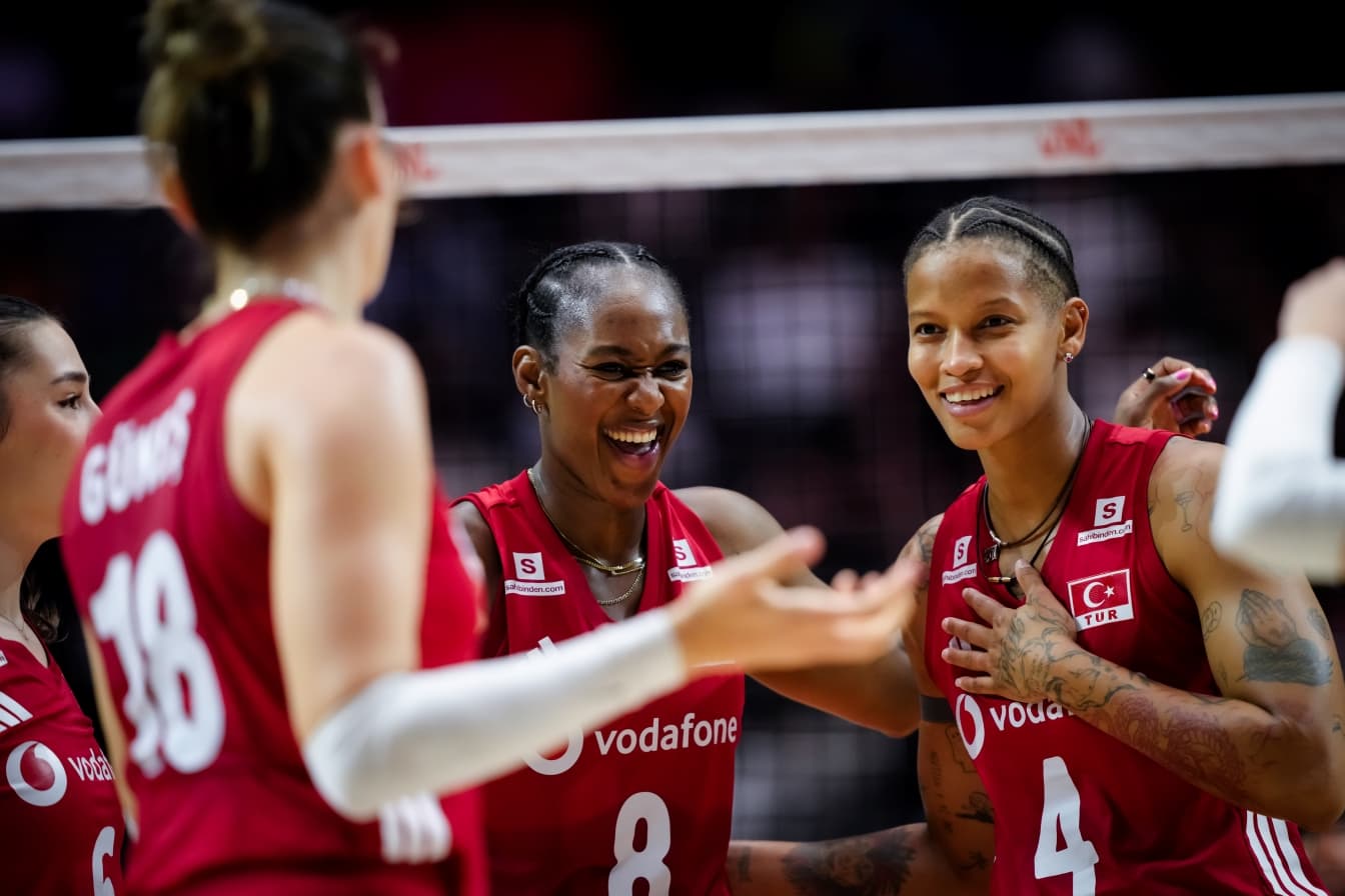 Filenin Sultanları, Tayland'ı 3-1 Mağlup Etti