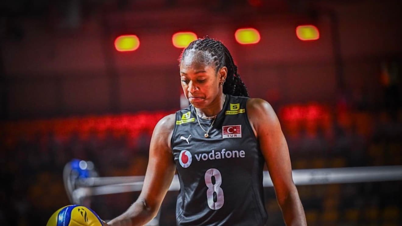 Sinead Jack-Kısal Fenerbahçe Medicana’da