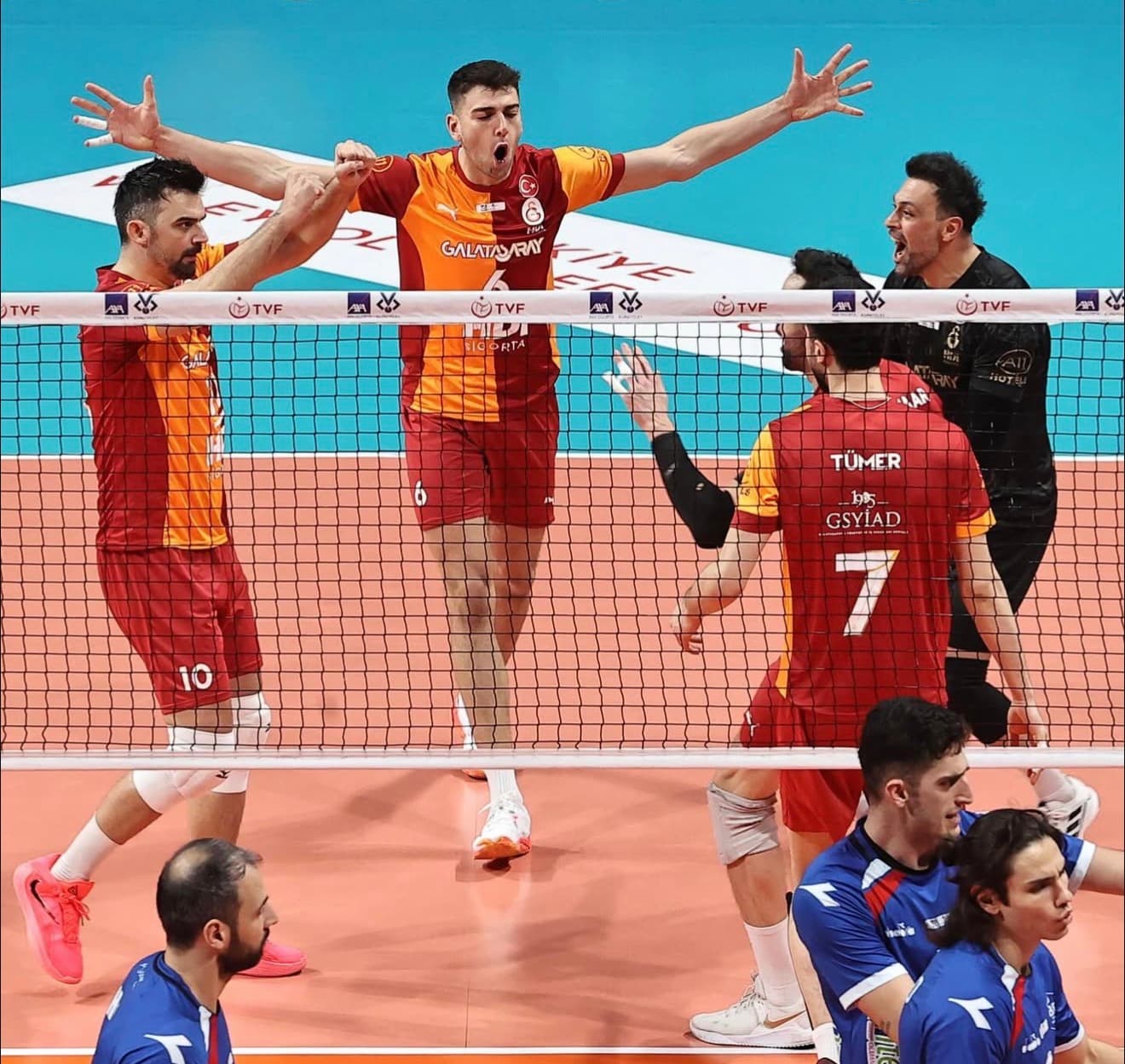 Kupa Voley’de İlk Yarı Finalist Galatasaray HDI Sigorta Oldu