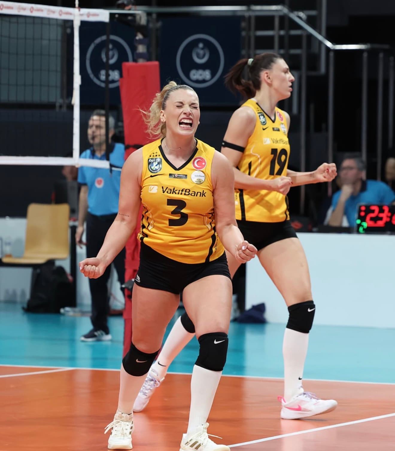 Cansu Özbay’ın Sağlık Durumuyla İlgili VakıfBank’tan Açıklama